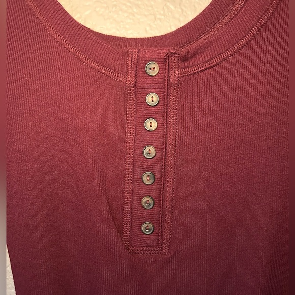 Lulus Simply the Best Long Sleeve Button Front scoop bodysuit, Burgundy, Medium - Picture 4 of 6